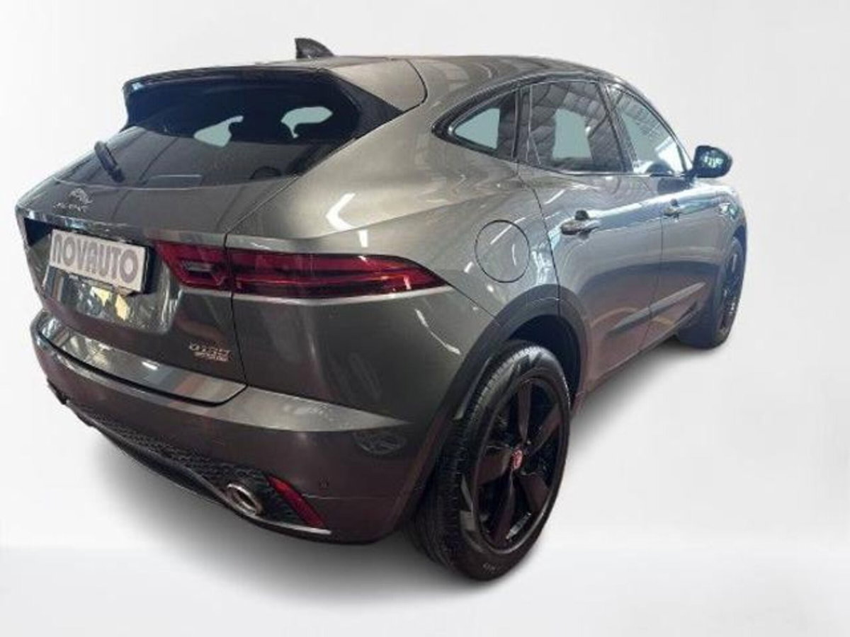 Jaguar E-Pace 2.0D 150 CV AWD aut. Chequered Flag (6)