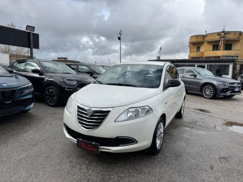 Lancia Ypsilon 1.2 69 CV 5 porte Platinum
