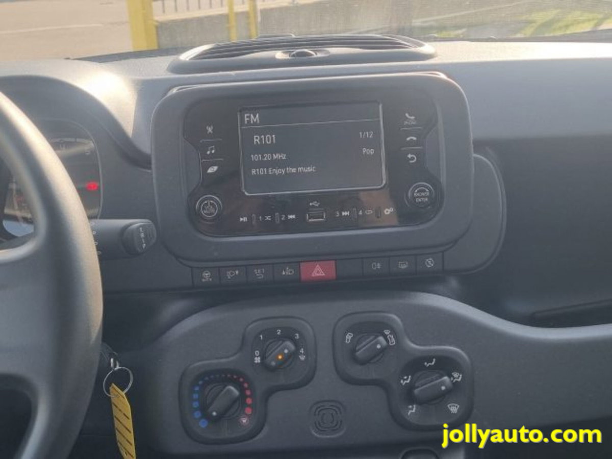 Fiat Panda 1.0 firefly hybrid s&s 70cv 5p.ti (12)
