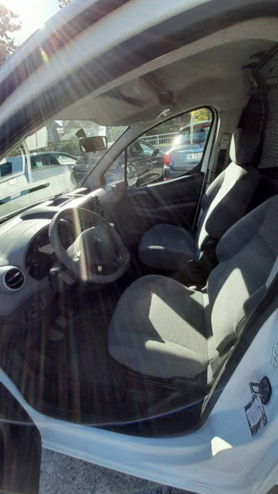 Peugeot Partner 1.6 90CV Comfort (5)