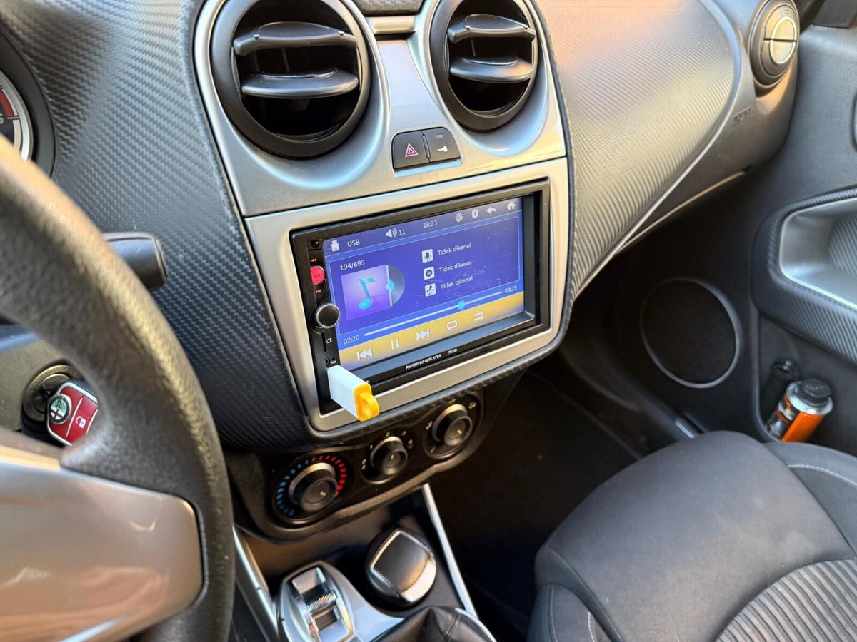 Alfa Romeo MiTo 1.3 JTDm-2 95 CV S&S Progression (13)