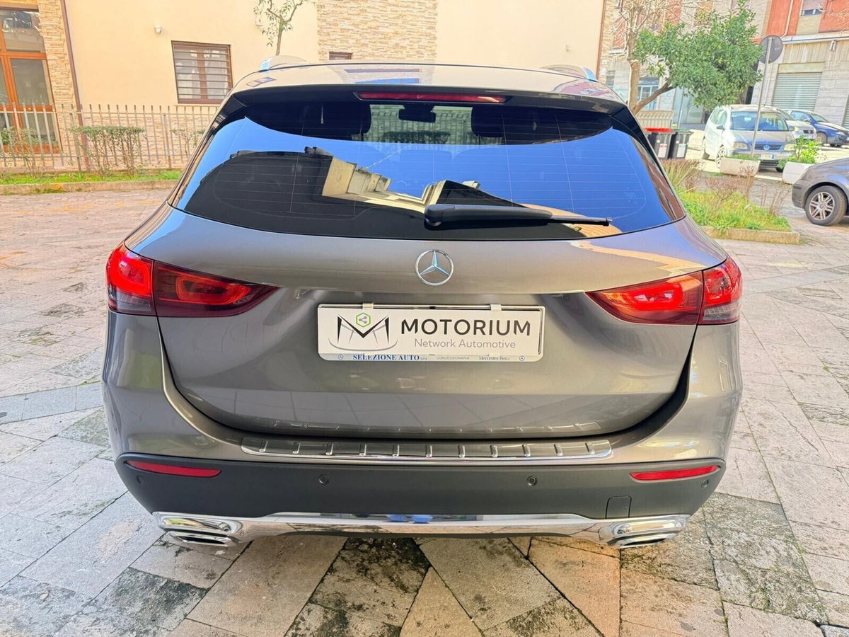 Mercedes-Benz GLA SUV 200 d Automatic Sport (3)