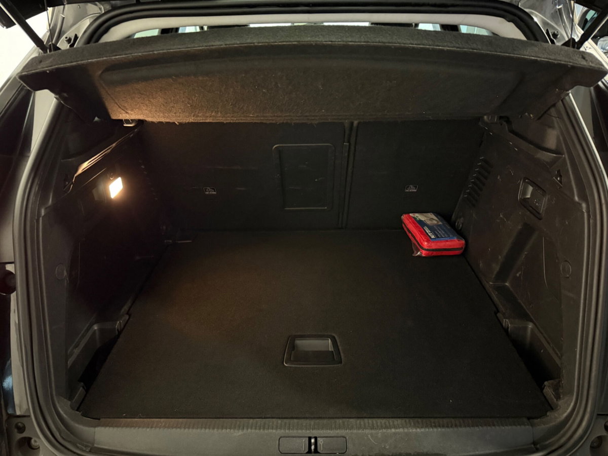 Peugeot 3008 BlueHDi 130 S&S EAT8 Allure Pack (7)