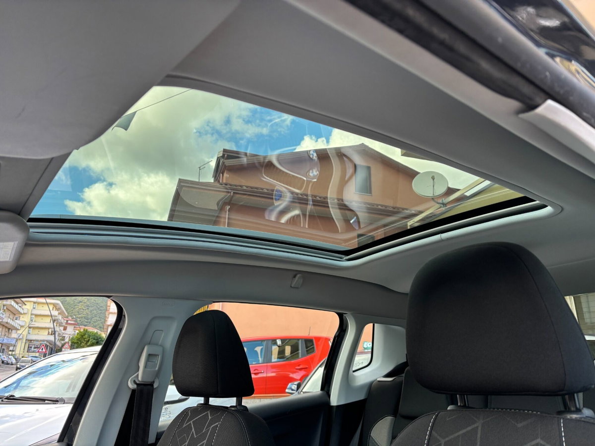 Peugeot 2008 BlueHDi 100 S&S Allure (10)