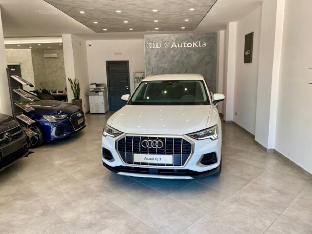 Audi Q3 35 TDI quattro S tronic Business Advanced (5)