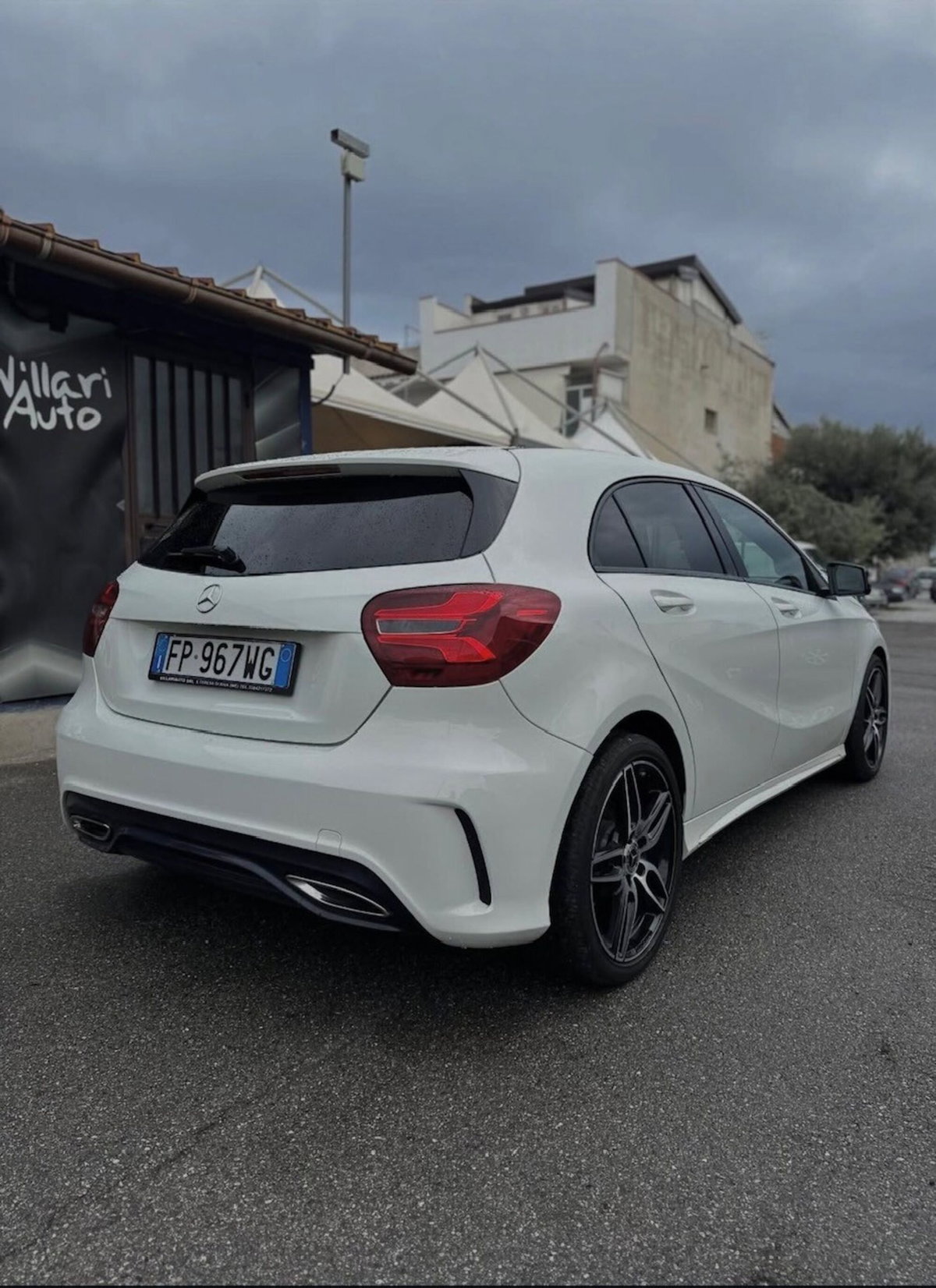 Mercedes-Benz Classe A 180 d Premium (5)