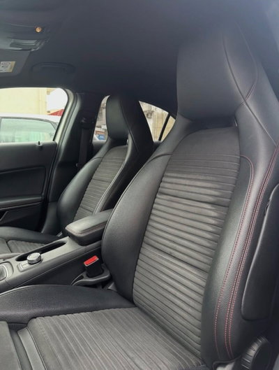 Mercedes-Benz Classe A 180 d Premium (7)