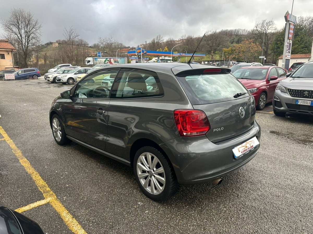 Volkswagen Polo 1.2 TSI DSG 3 porte Highline (10)