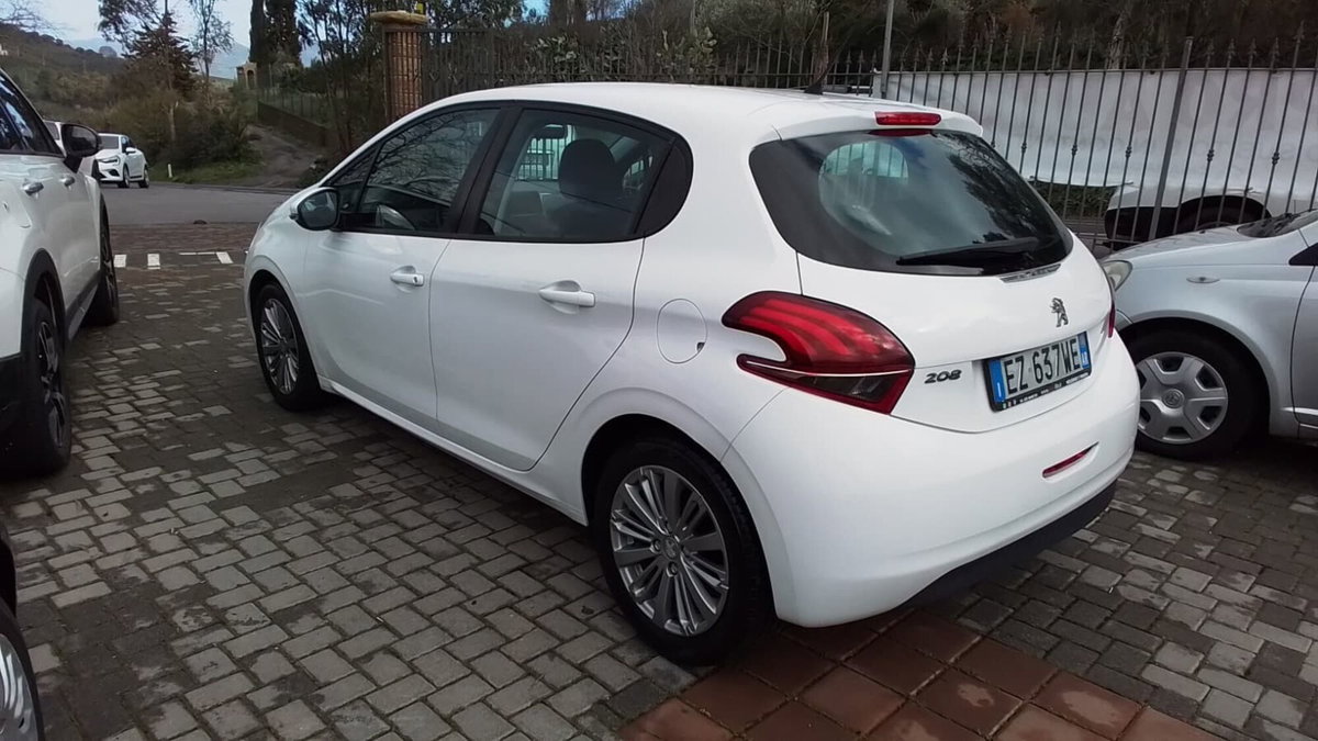 Peugeot 208 82 5 porte Active (4)