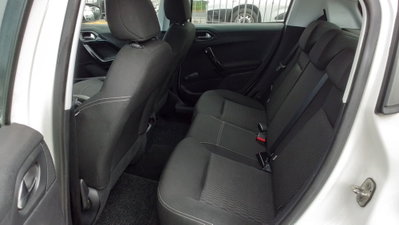 Peugeot 208 82 5 porte Active (5)