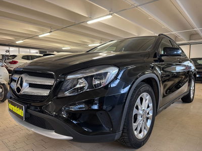 Mercedes-Benz GLA SUV 180 d Automatic Business usata
