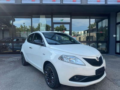 Lancia Ypsilon 1.2 69 CV 5 porte GPL Ecochic Gold usata