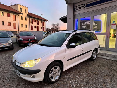Peugeot 206 SW S usata
