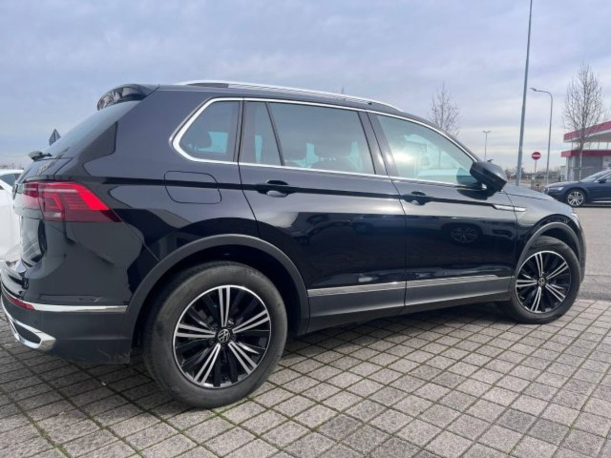 Volkswagen Tiguan 1.5 TSI 150 CV DSG ACT R-Line (2)
