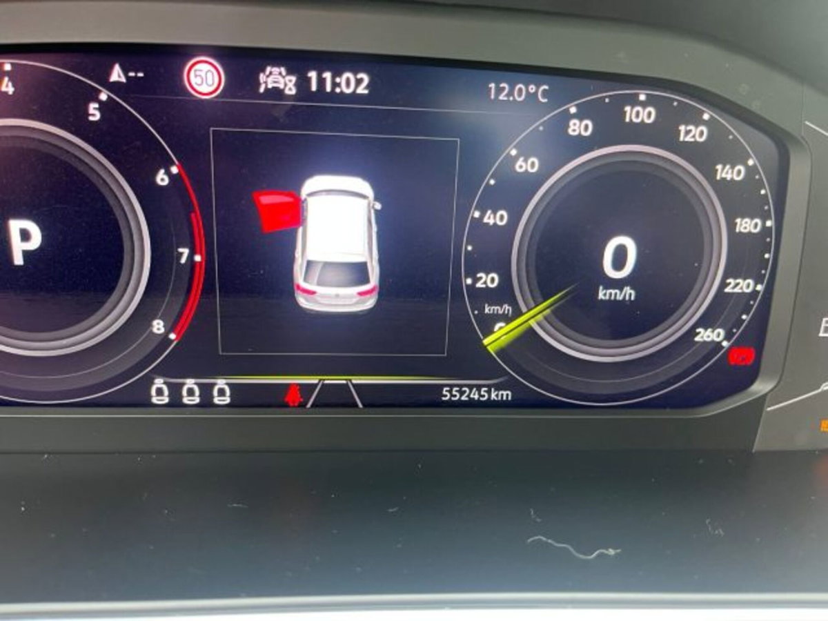 Volkswagen Tiguan 1.5 TSI 150 CV DSG ACT R-Line (6)