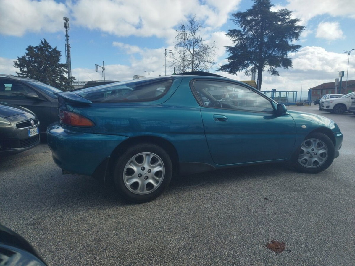 Mazda MX-3 1.8i V6 24V cat (3)