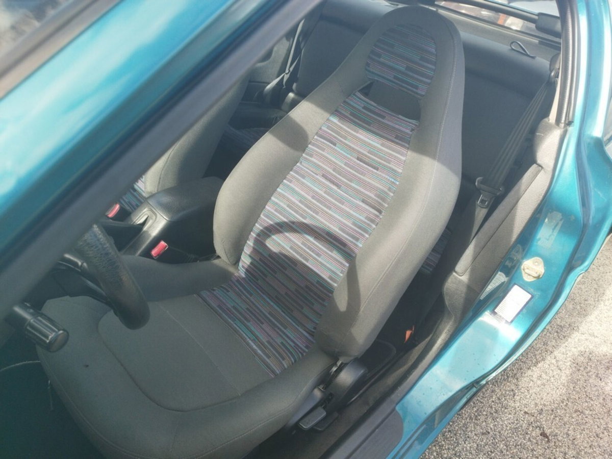 Mazda MX-3 1.8i V6 24V cat (6)