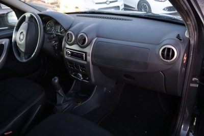 Dacia Sandero Stepway 1.5 dCi 70CV (14)