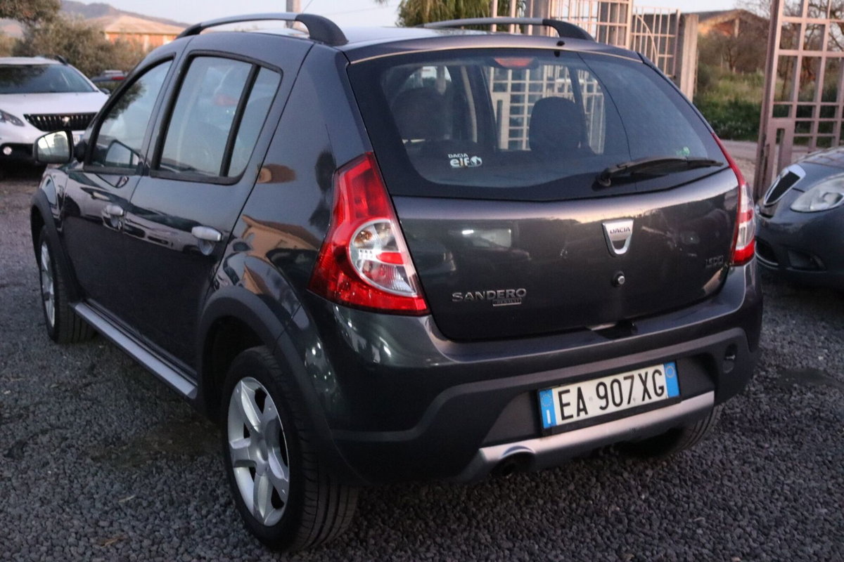 Dacia Sandero Stepway 1.5 dCi 70CV (3)