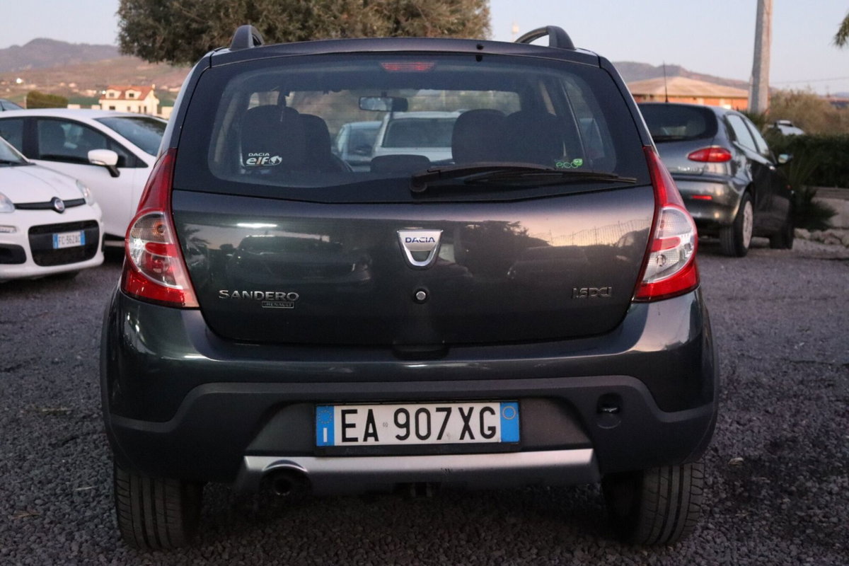 Dacia Sandero Stepway 1.5 dCi 70CV (8)