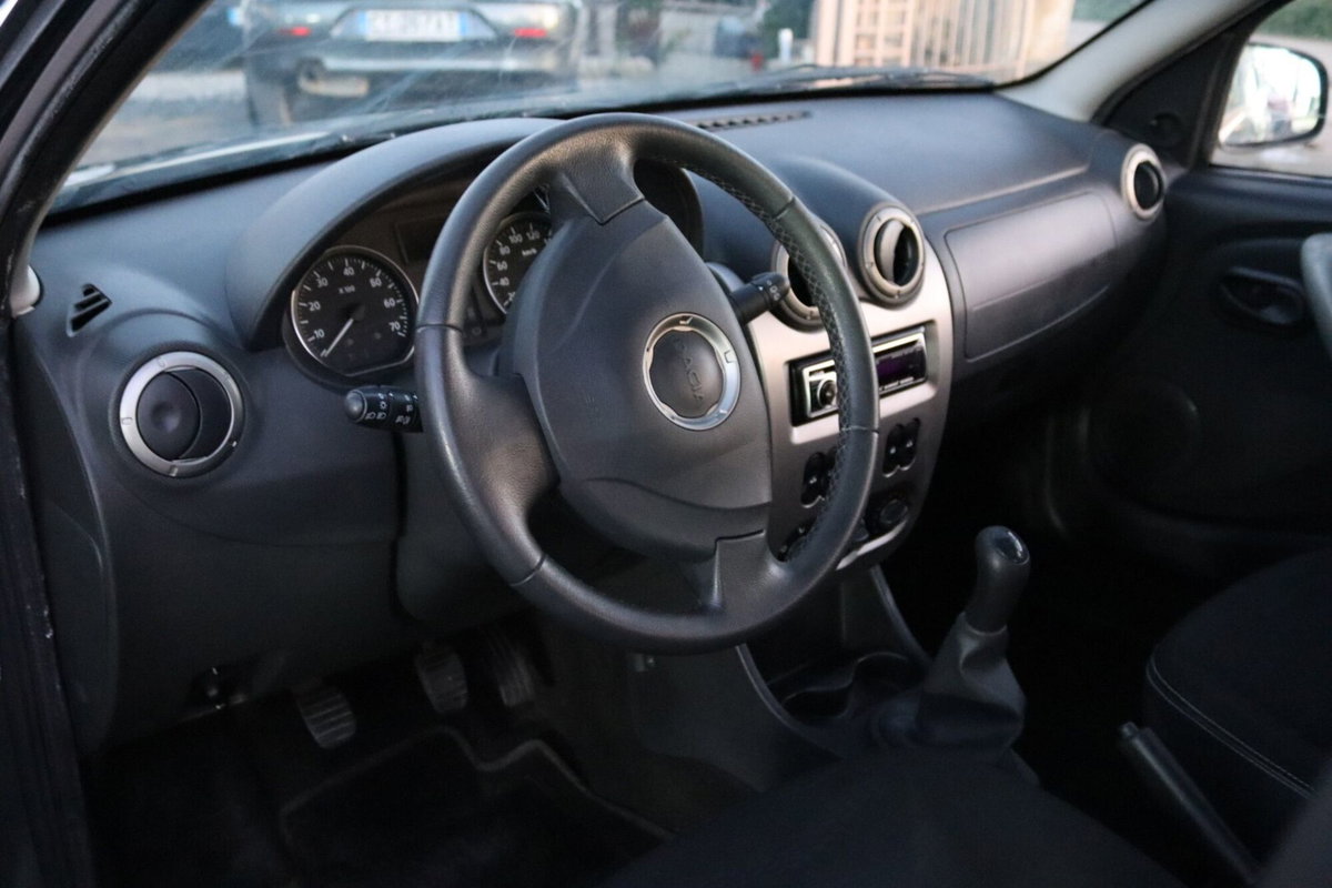 Dacia Sandero Stepway 1.5 dCi 70CV (9)