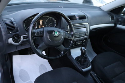 Skoda Octavia Station Wagon 1.6 TDI CR F.AP. DSG Wagon Elegance (13)