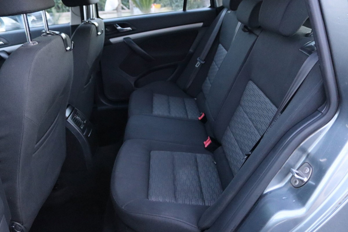 Skoda Octavia Station Wagon 1.6 TDI CR F.AP. DSG Wagon Elegance (16)