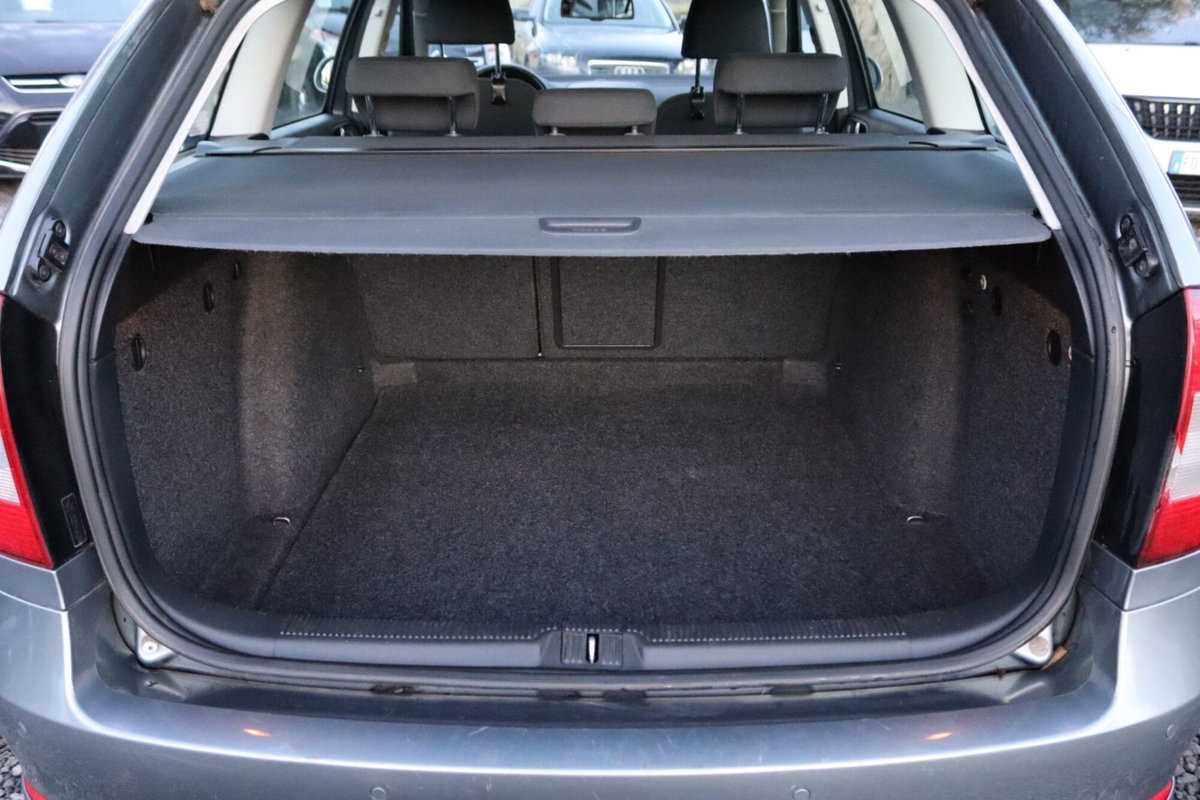 Skoda Octavia Station Wagon 1.6 TDI CR F.AP. DSG Wagon Elegance (18)