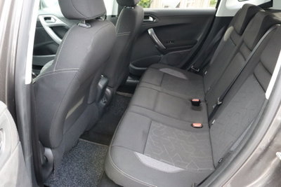 Peugeot 2008 75 Active (13)