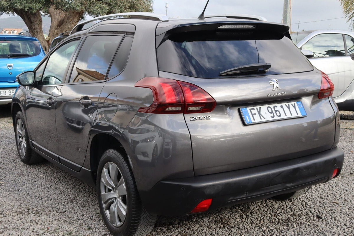 Peugeot 2008 75 Active (5)