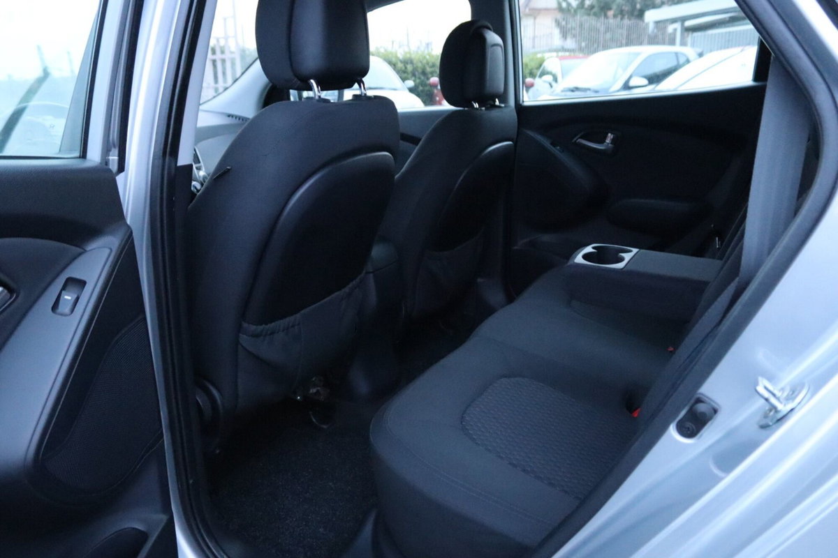 Hyundai ix35 2.0 CRDi 4WD Comfort (14)