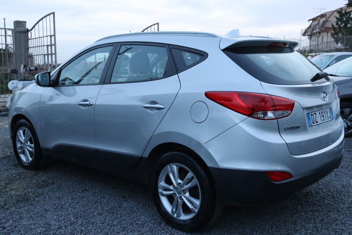 Hyundai ix35 2.0 CRDi 4WD Comfort (8)
