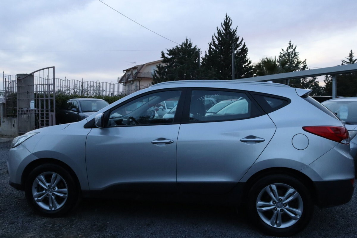 Hyundai ix35 2.0 CRDi 4WD Comfort (9)