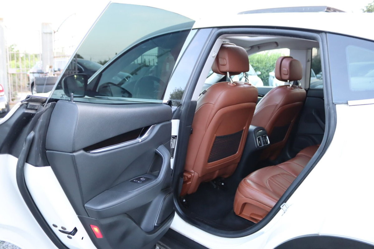 Maserati Levante Levante V6 Diesel 275 CV AWD (18)