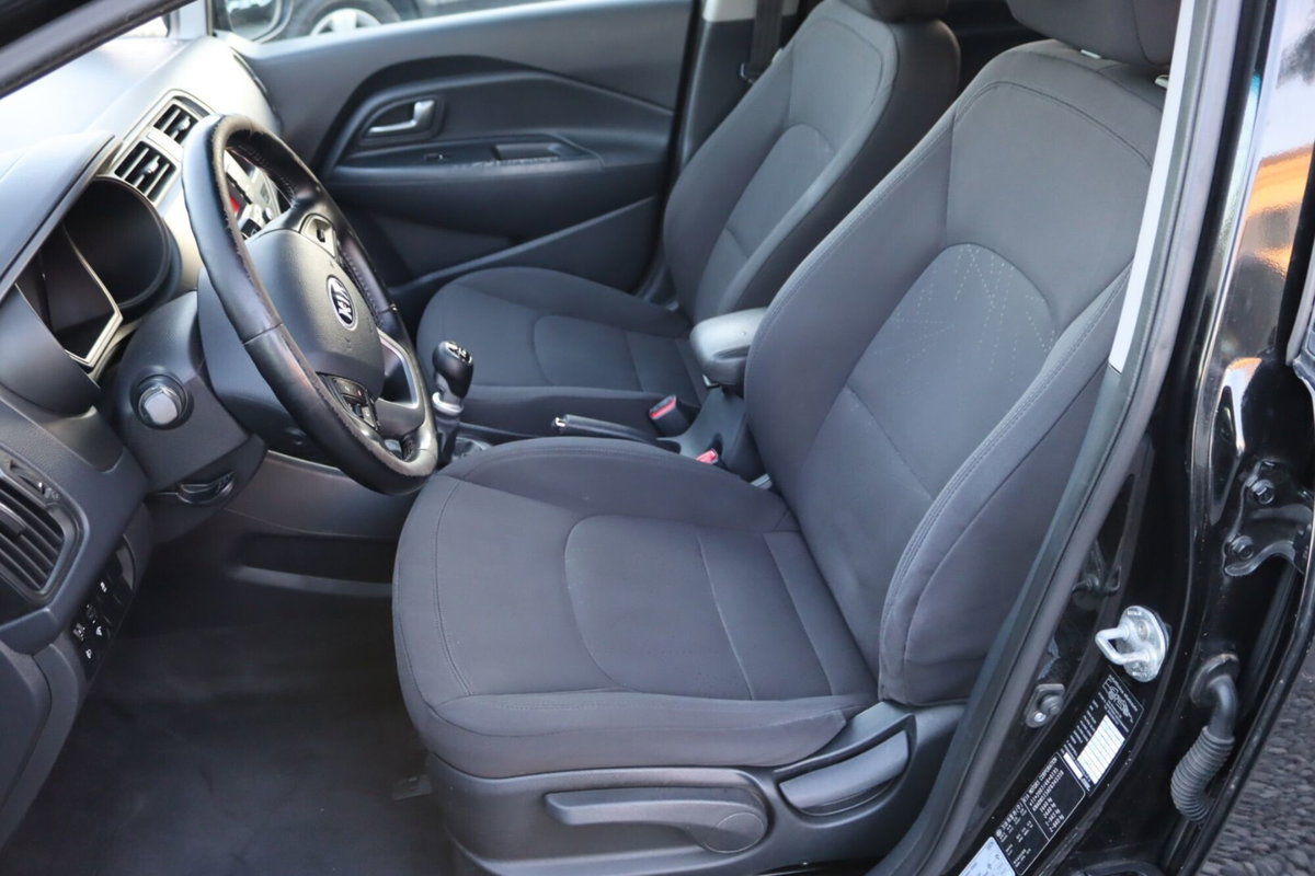 Kia Rio 1.1 CRDi 5p. Cool (10)