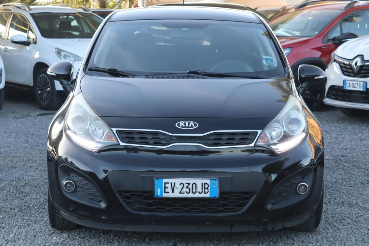 Kia Rio 1.1 CRDi 5p. Cool (2)