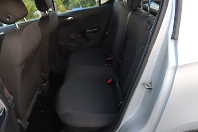 Opel Corsa Coupé 1.2 Innovation (13)