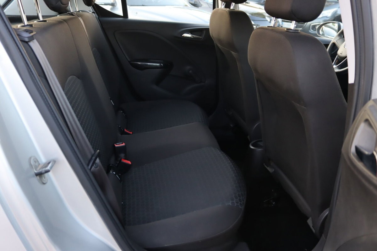 Opel Corsa Coupé 1.2 Innovation (16)
