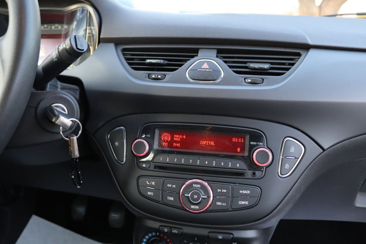 Opel Corsa Coupé 1.2 Innovation (19)