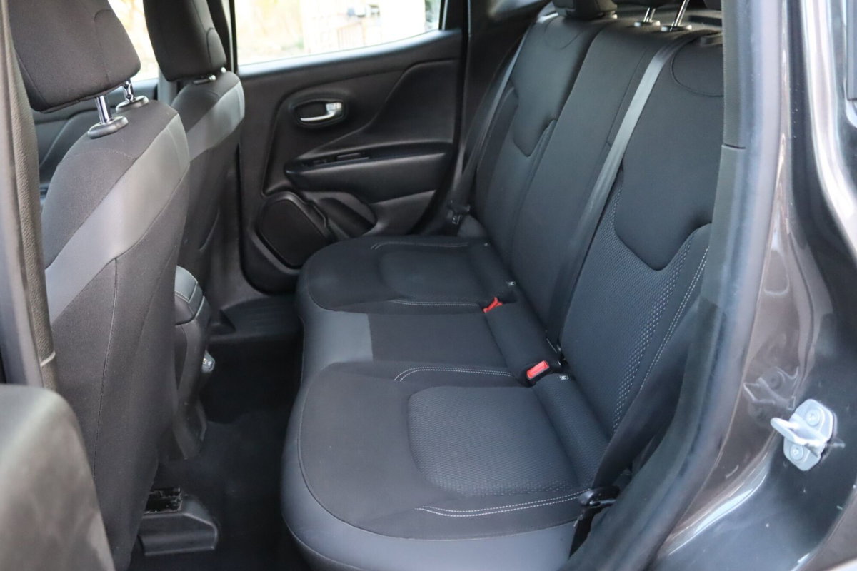 Jeep Renegade 1.6 Mjt DDCT 120 CV Limited (14)
