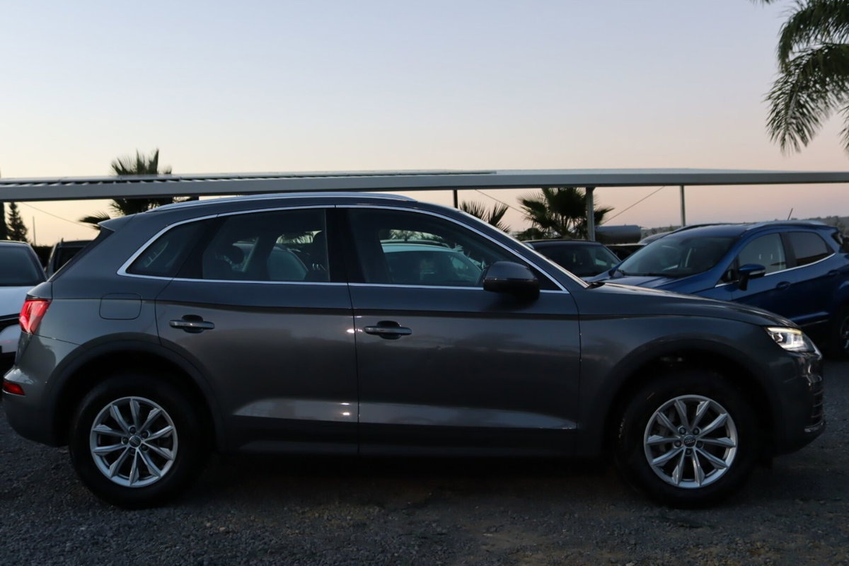 Audi Q5 2.0 TDI 190 CV quattro S tronic Business Design (4)