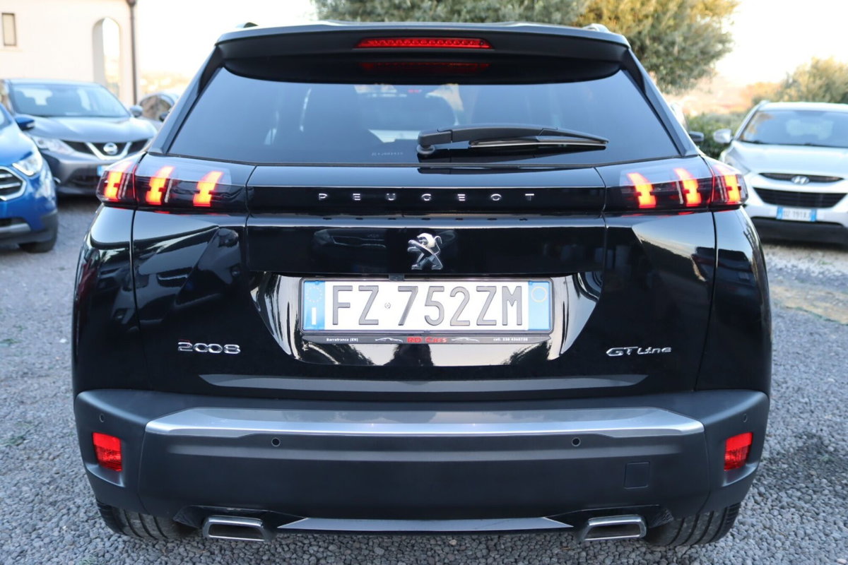 Peugeot 2008 PureTech 130 S&S EAT8 GT Line (12)