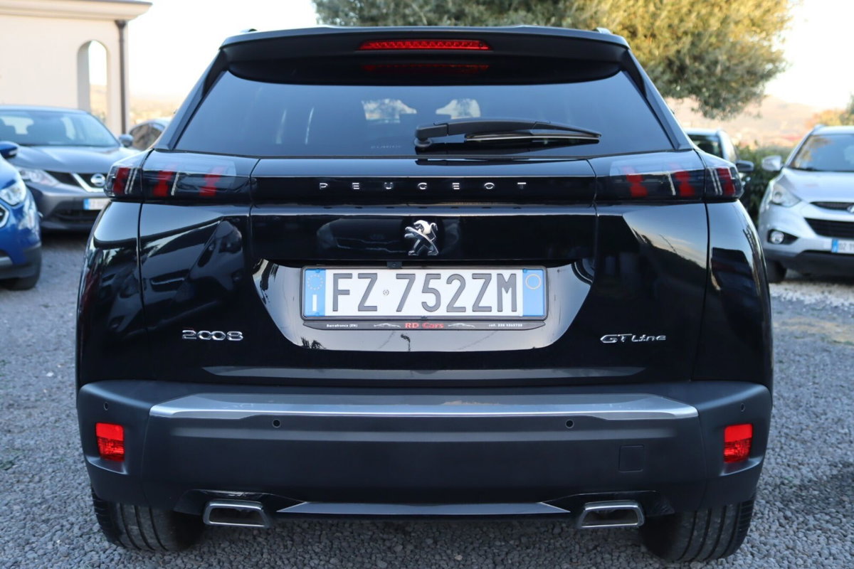 Peugeot 2008 PureTech 130 S&S EAT8 GT Line (6)