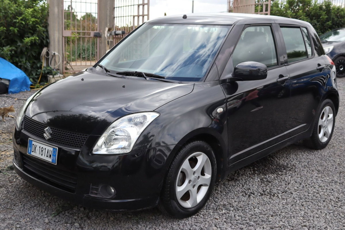 Suzuki Swift 1.3 5p. GLX (8)