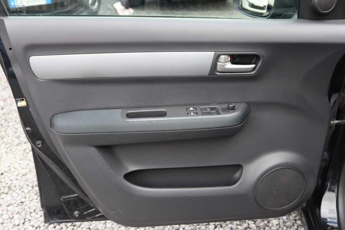 Suzuki Swift 1.3 5p. GLX (9)