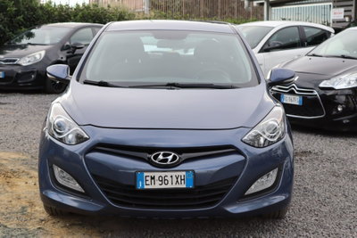 Hyundai i30 1.6 CRDi 5p. Comfort (3)
