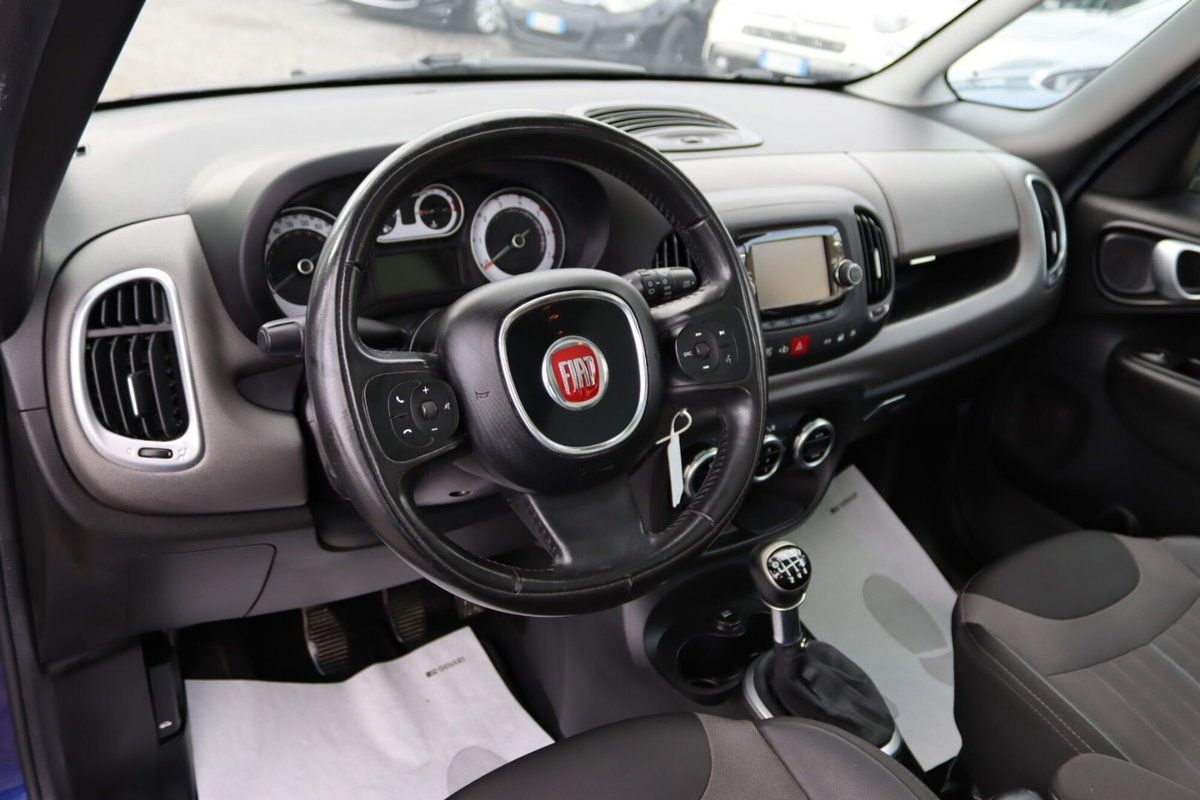 Fiat 500L Living 1.6 Multijet 120 CV Business (10)