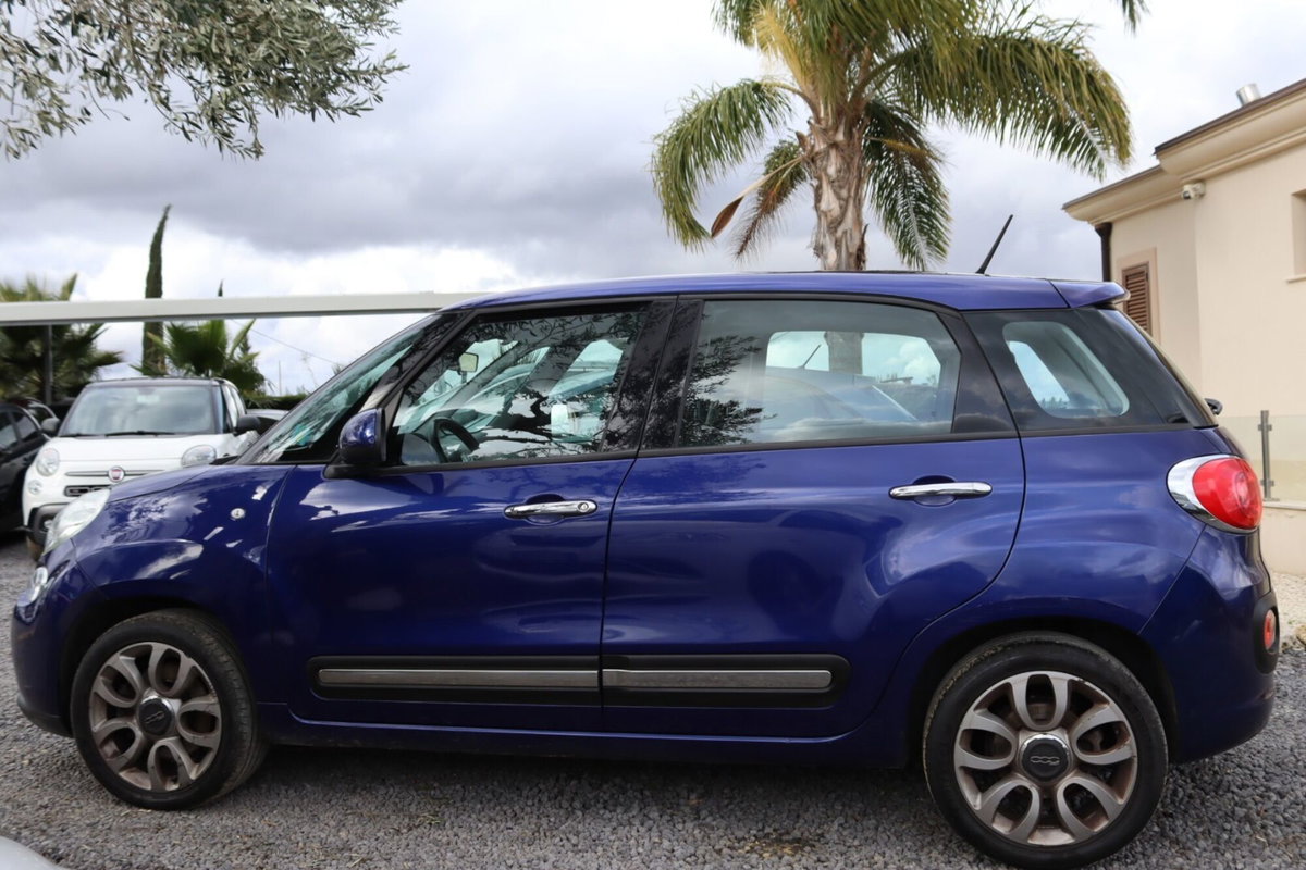 Fiat 500L Living 1.6 Multijet 120 CV Business (7)