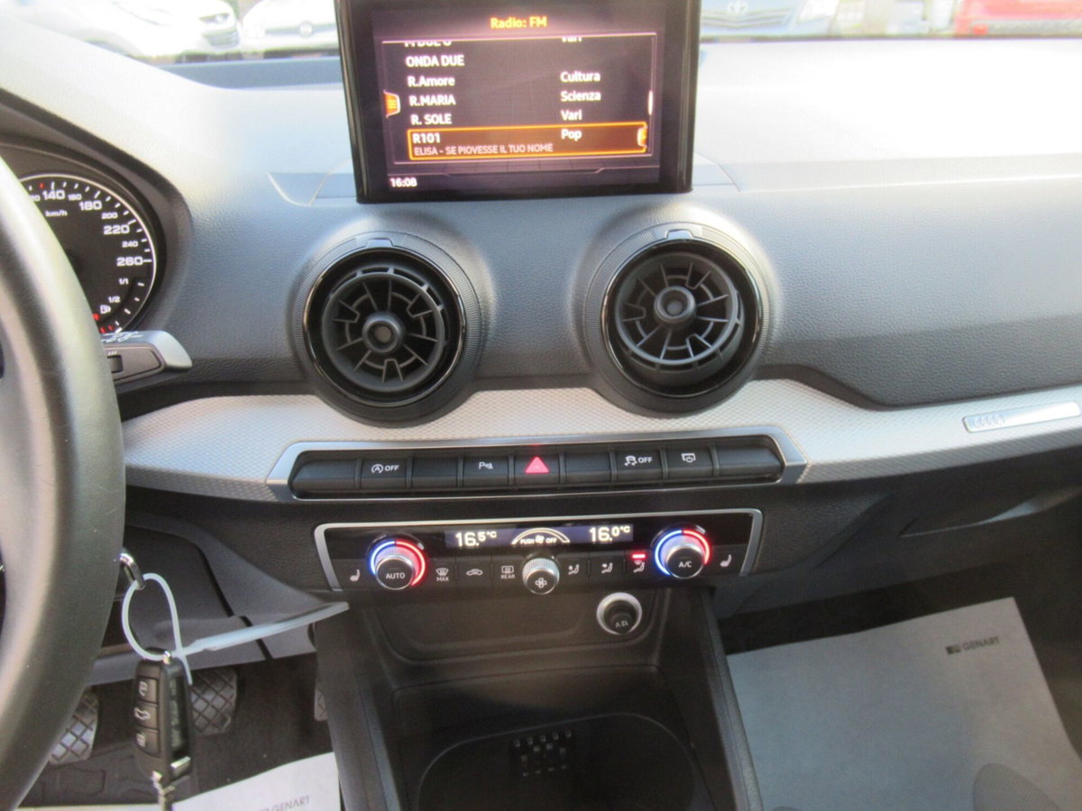 Audi Q2 Q2 1.6 TDI Business (12)