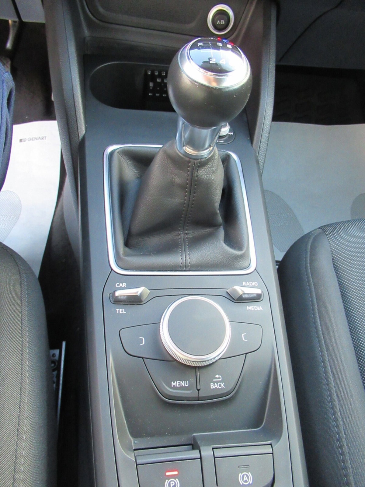 Audi Q2 Q2 1.6 TDI Business (14)